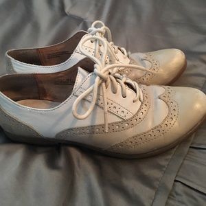 Born size 7.5 leather oxfords